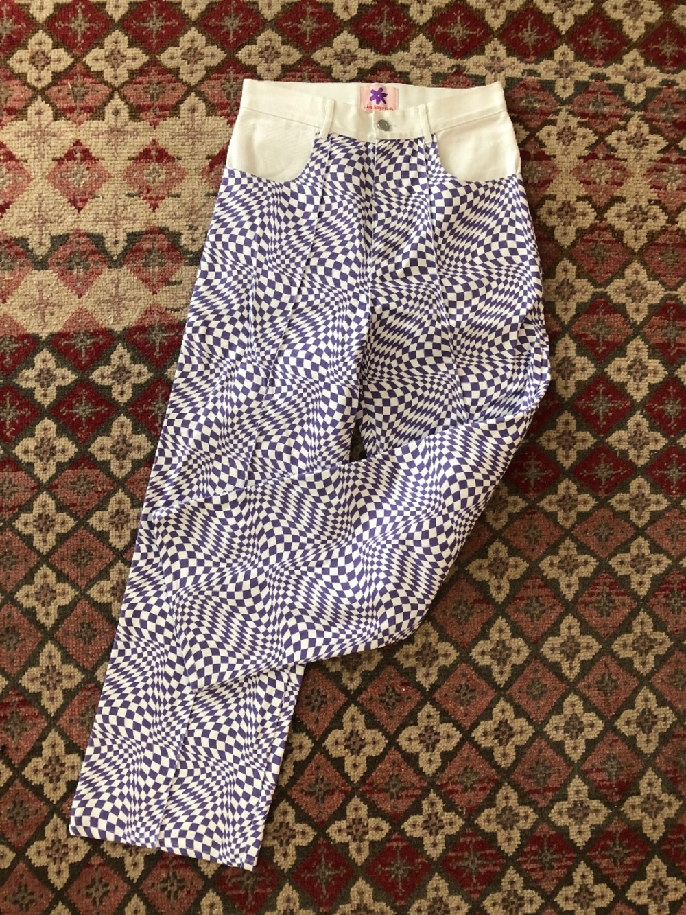 Lisa Says Gah Robyn Jean Groovy Wavy Checkerboard light purple sz 27